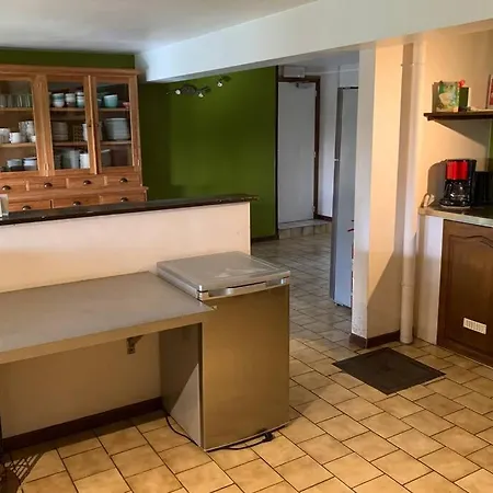 Spacious Old With Top-of-the Valley View