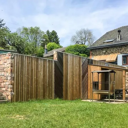 Holiday home Spacious Old With Top-of-the Valley View *
