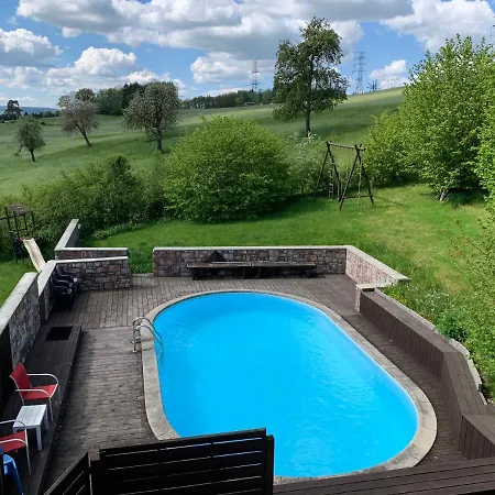 Prázdninový dům Spacious Old With Top-of-the Valley View