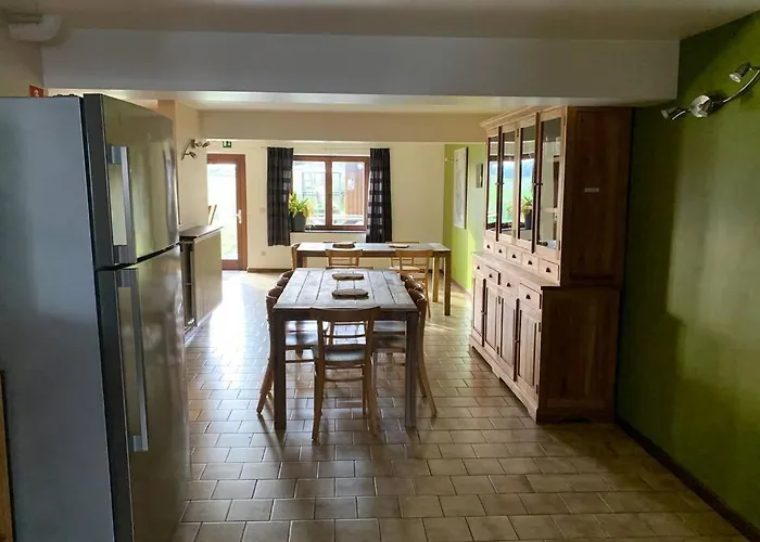 Holiday home Spacious Old With Top-of-the Valley View *