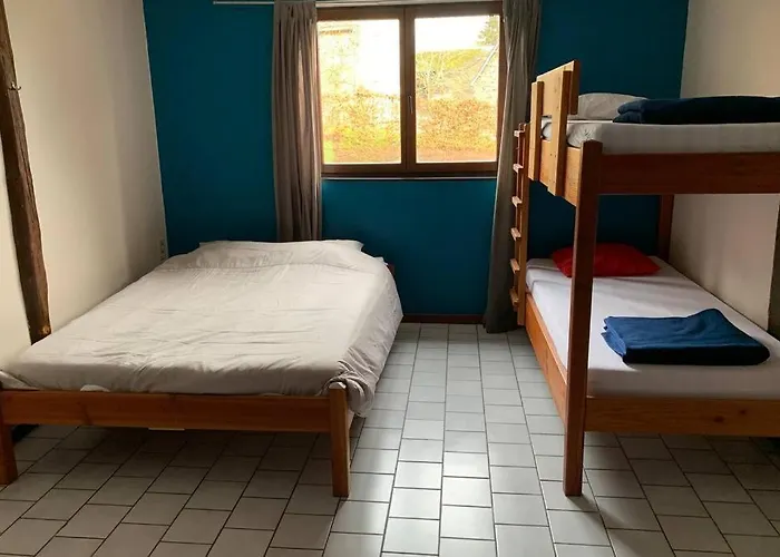 Spacious Old With Top-of-the Valley View Holiday home *