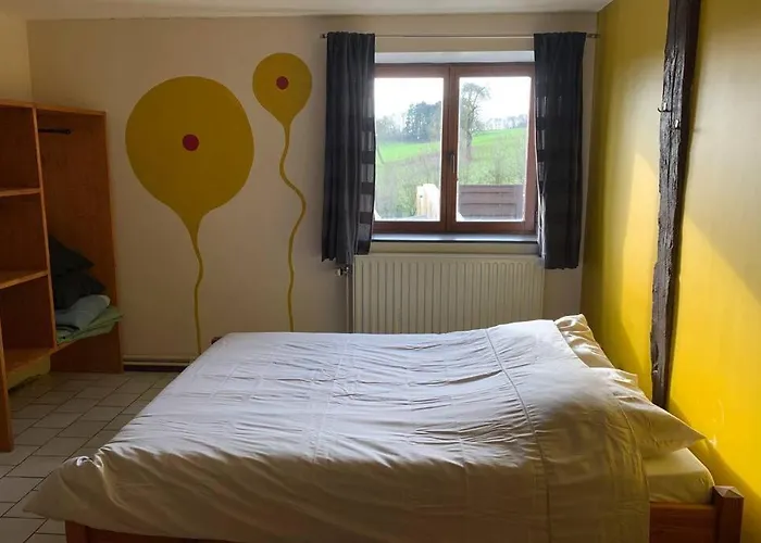 Spacious Old With Top-of-the Valley View Holiday home